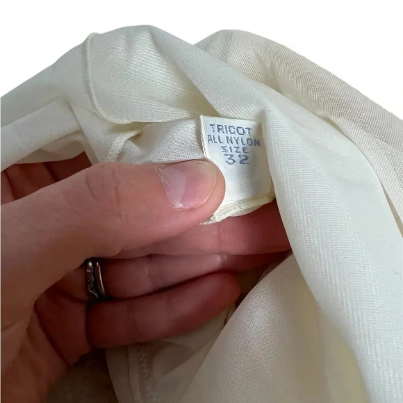 Vintage 50s Slip Cream Sheer Ivory Lace Vintage Lingerie Slip Size 32 - Picture 7 of 8